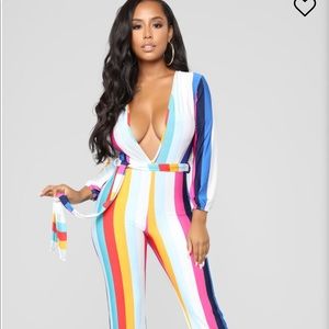 Women’s fashion nova jump suit size medium